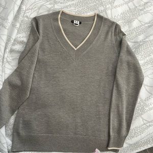 V neck silk cashmere sweater